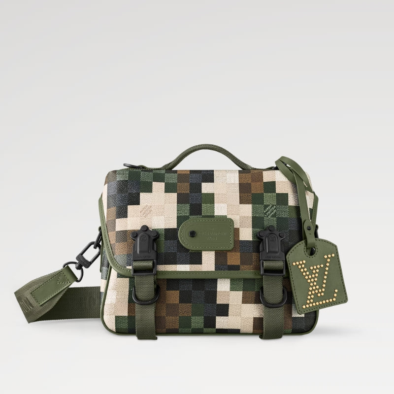 LOUIS VUITTON   春夏の新作 LV トレイル･メッセンジャー Ref:M24449-LOUIS VUITTON 