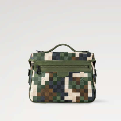 LOUIS VUITTON   春夏の新作 LV トレイル･メッセンジャー Ref:M24449-LOUIS VUITTON 