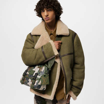 LOUIS VUITTON   春夏の新作 LV トレイル･メッセンジャー Ref:M24449-LOUIS VUITTON 