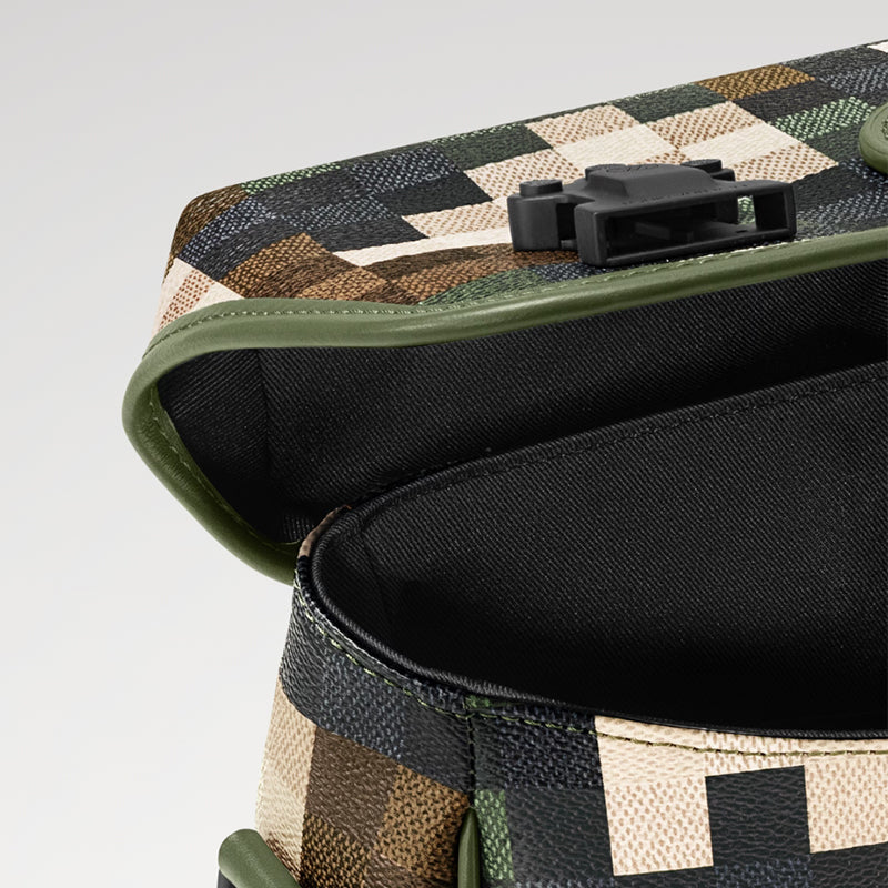 LOUIS VUITTON   春夏の新作 LV トレイル･メッセンジャー Ref:M24449-LOUIS VUITTON 