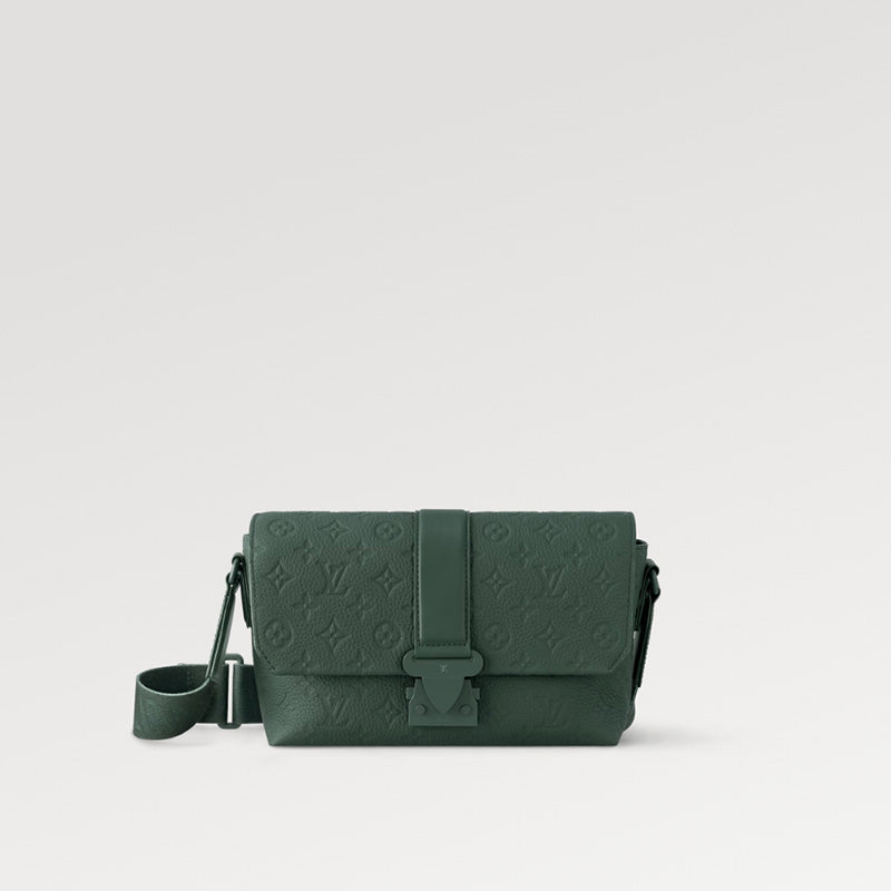 LOUIS VUITTON   春夏の新作スタイル    Sケープ･メッセンジャー Ref:  M24439