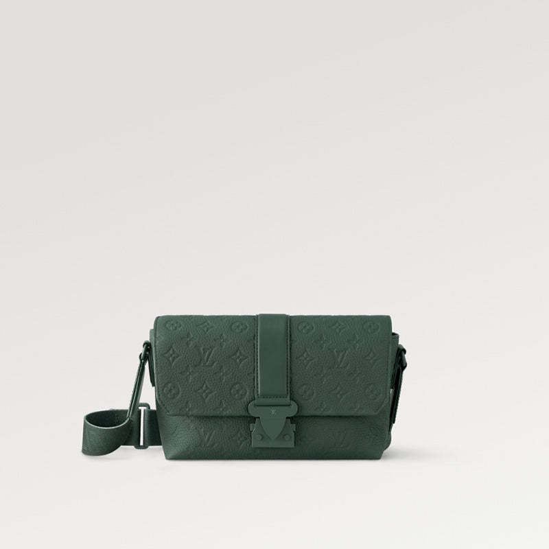 LOUIS VUITTON   春夏の新作スタイル    Sケープ･メッセンジャー Ref:  M24439