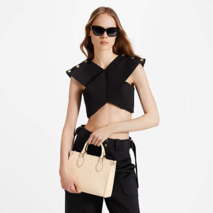 LOUIS VUITTON   春夏の新作スタイル  オンザゴー PM Ref: M46569-LOUIS VUITTON 