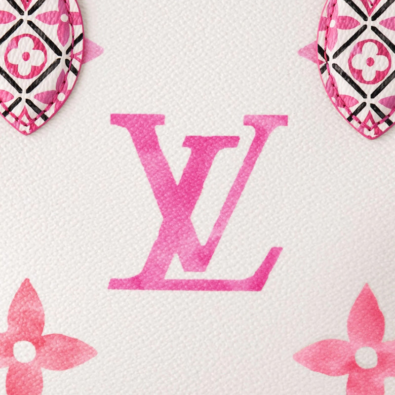 LOUIS VUITTON   秋冬の新作スタイル  ONTHEGO スモール ハンドバッグRef: M22976