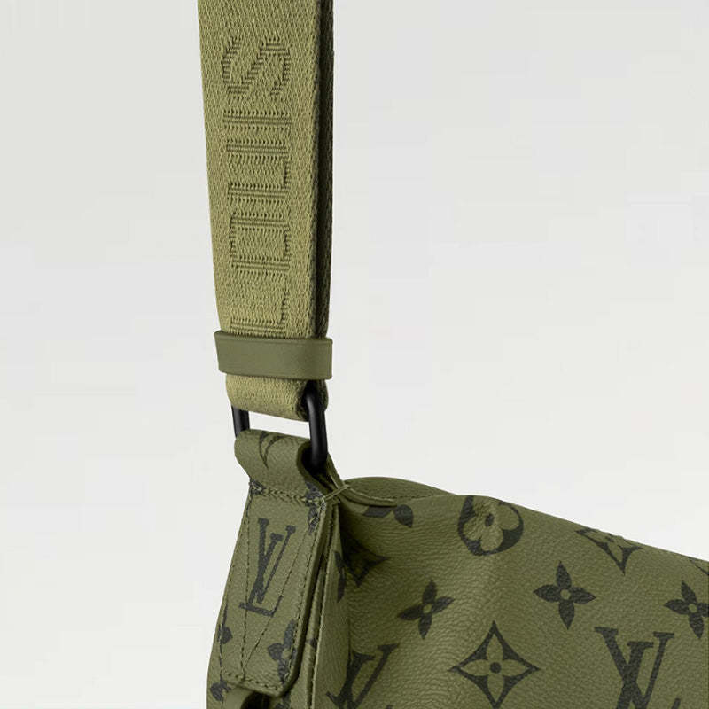 LOUIS VUITTON   秋冬の新作スタイル ハンモックバッグ Ref:  M23779