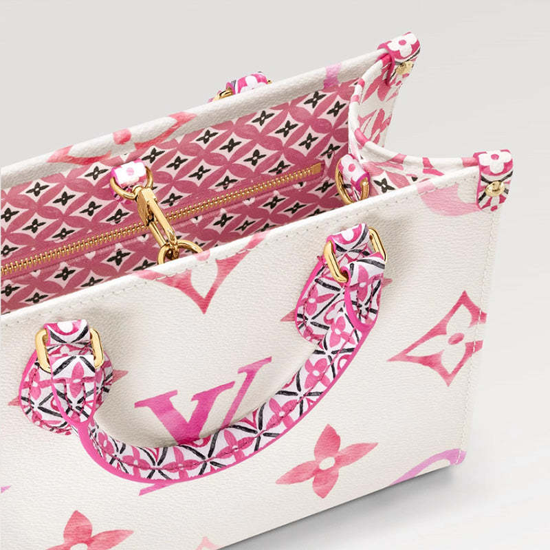 LOUIS VUITTON   秋冬の新作スタイル  ONTHEGO スモール ハンドバッグRef: M22976