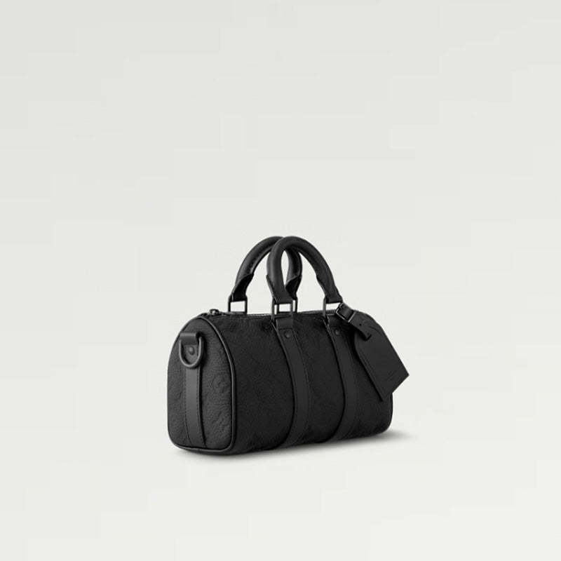 LOUIS VUITTON   秋冬の新作スタイル キーポル・バンドリエール 25PM Ref: M20900