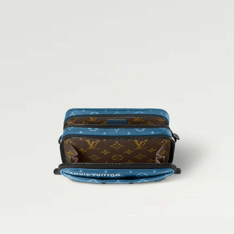 LOUIS VUITTON   秋冬の新作スタイル キーポル ナノ アルファ・ウェアラブル ウォレットPM Ref: M82801