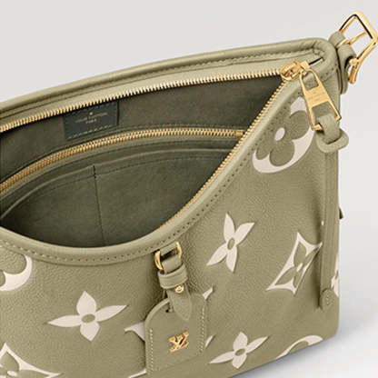 LOUIS VUITTON   秋冬の新作スタイル CARRYALL スモールハンドバッグRef: M46672