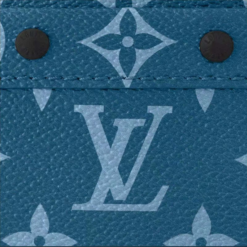 LOUIS VUITTON   秋冬の新作スタイル キーポル ナノ アルファ・ウェアラブル ウォレットPM Ref: M82801