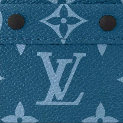 LOUIS VUITTON   秋冬の新作スタイル キーポル ナノ アルファ・ウェアラブル ウォレットPM Ref: M82801