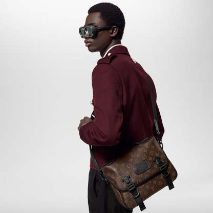 LOUIS VUITTON   春夏の新作スタイル  LV トレイル･メッセンジャーRef: M46972-LOUIS VUITTON 