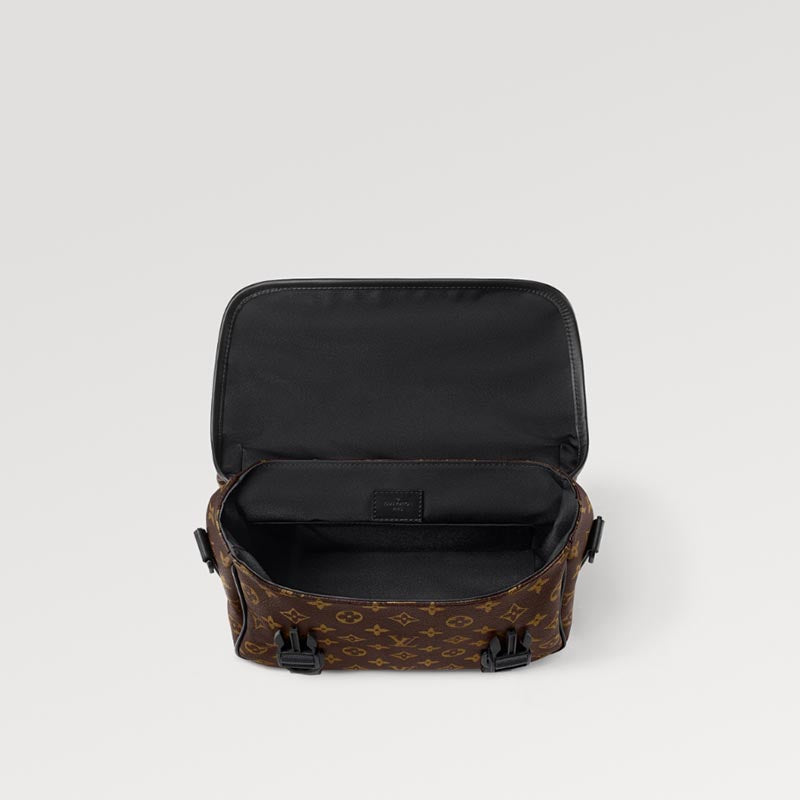 LOUIS VUITTON   春夏の新作スタイル  LV トレイル･メッセンジャーRef: M46972-LOUIS VUITTON 