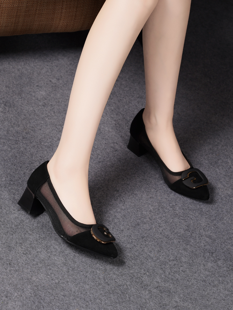 ヒールパンプス