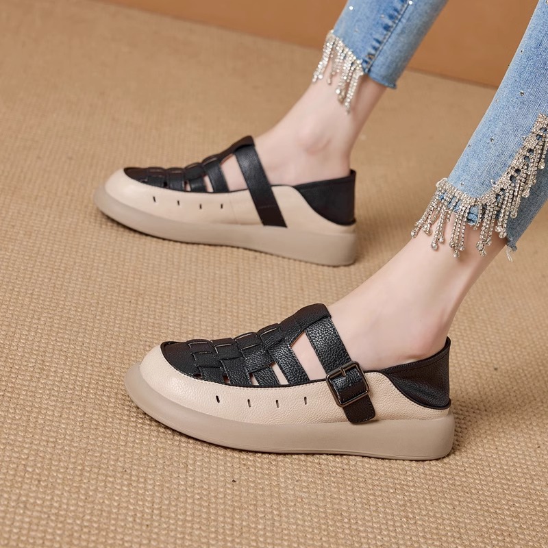 ファッショナブルな2wayサンダル