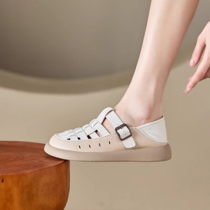 ファッショナブルな2wayサンダル