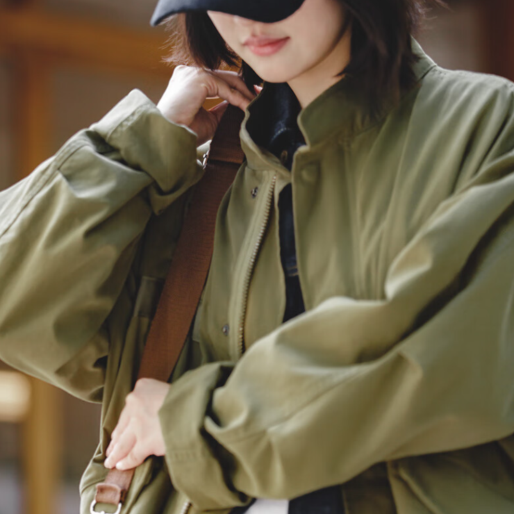 馬登女裝 軍綠色風衣寬鬆派克服魚尾外套秋季高級感長款大衣斗篷