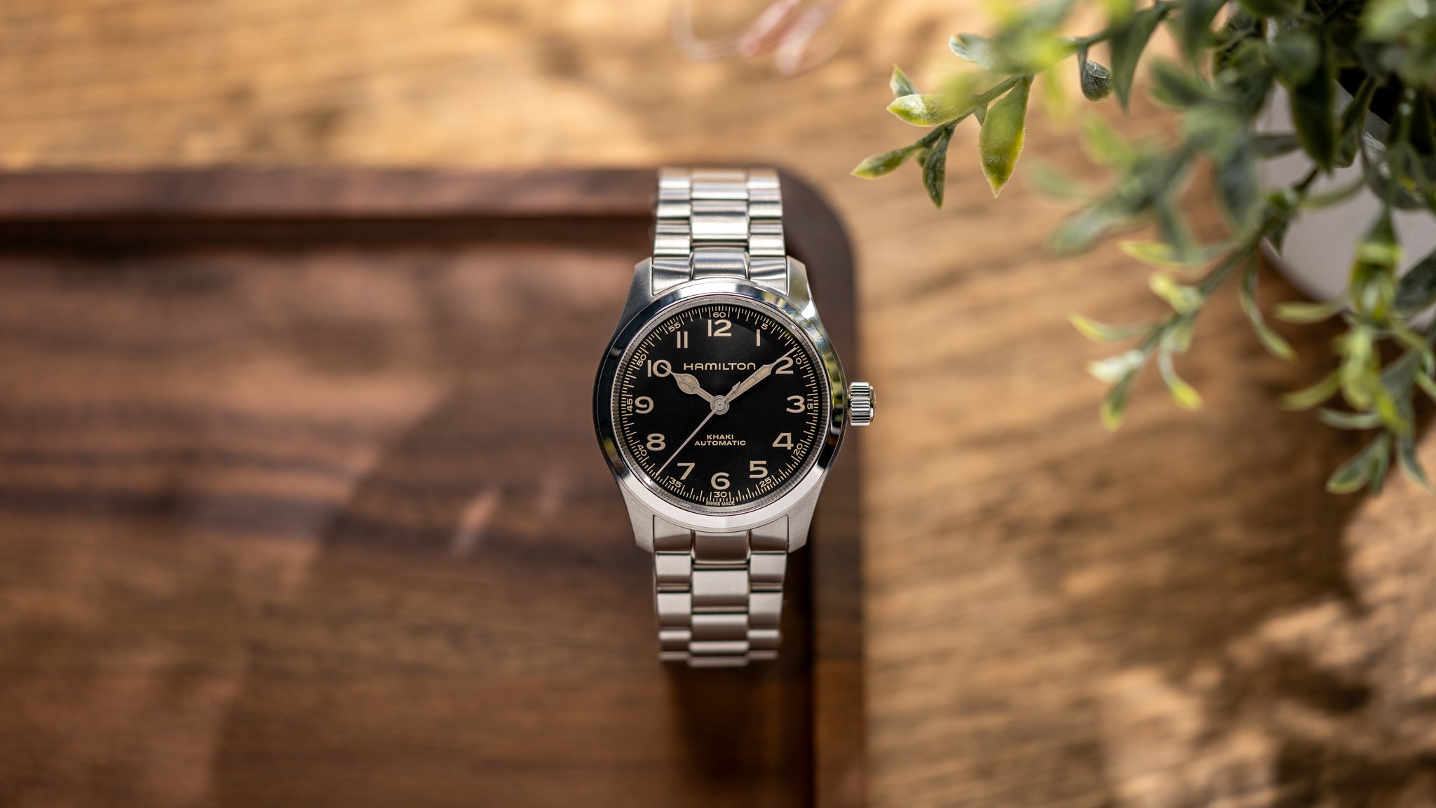 The New Hamilton Murph 38 White And Bracelet Review | Teddy Baldassarre