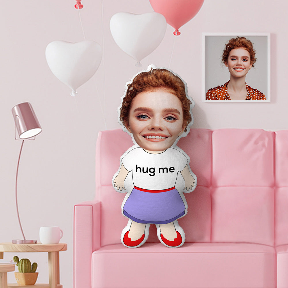 HUG ME Kissen Benutzerdefiniertes Gesichtskissen Personalisiertes Fotokissen Weibliche Zaubererpuppe Benutzerdefiniertes MiniIMe-Kissen