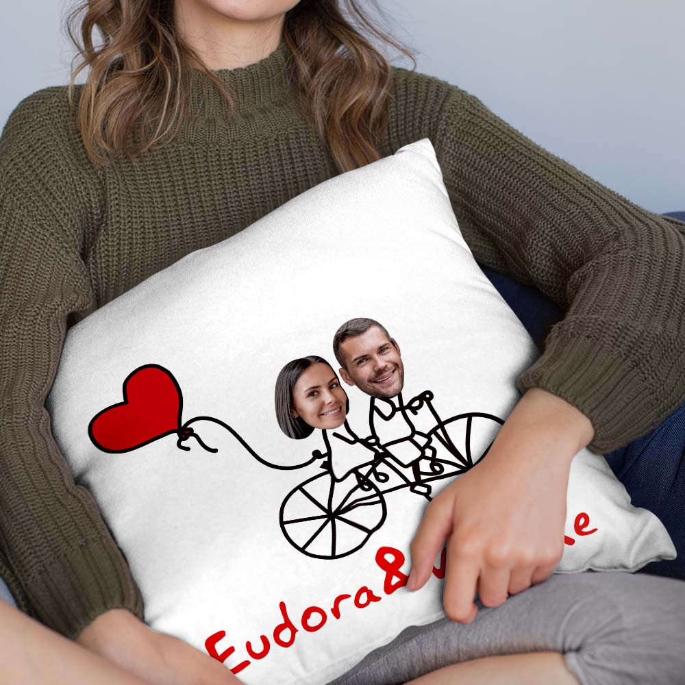 Kundenspezifisches Heiratsvermittler-gesichts-kissen-liebes-fahrrad-personalisiertes Paar-foto Und Text-wurfs-kissen-valentinstag-geschenk - MiniMe Pillow
