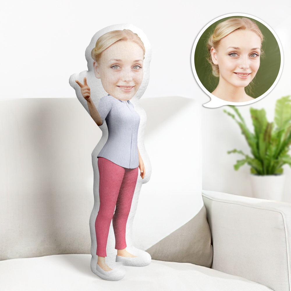 Cadeaux Personnalisés De Cocomelon Cadeaux Personnalisés D'oreiller De Jet De Minime De Visage Pour La Maman - MiniMe Pillow