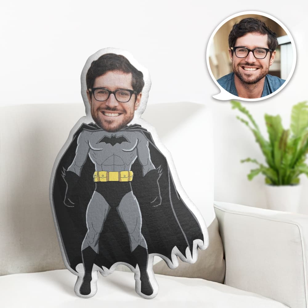Oreiller De Visage Personnalisé Oreiller Photo Personnalisé Muscle Batman Minime Oreiller Cadeaux Pour Lui - MiniMe Pillow