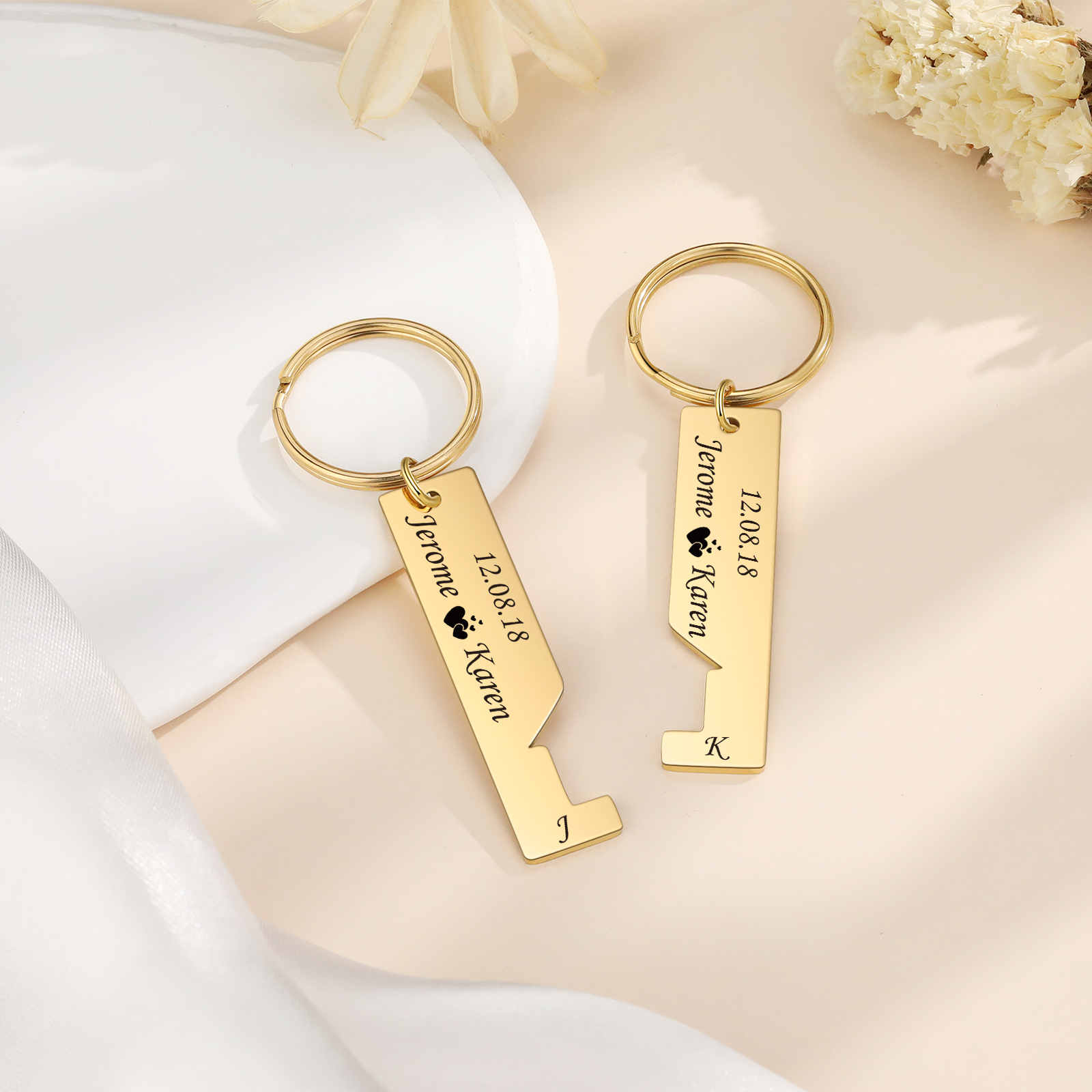 Personalised Couple Keychain Custom 2 Letters & 2 Dates & 2 Names Stainless Steel Keyring Valentine's Day Gift for Husband/Wife -Jessemade AU