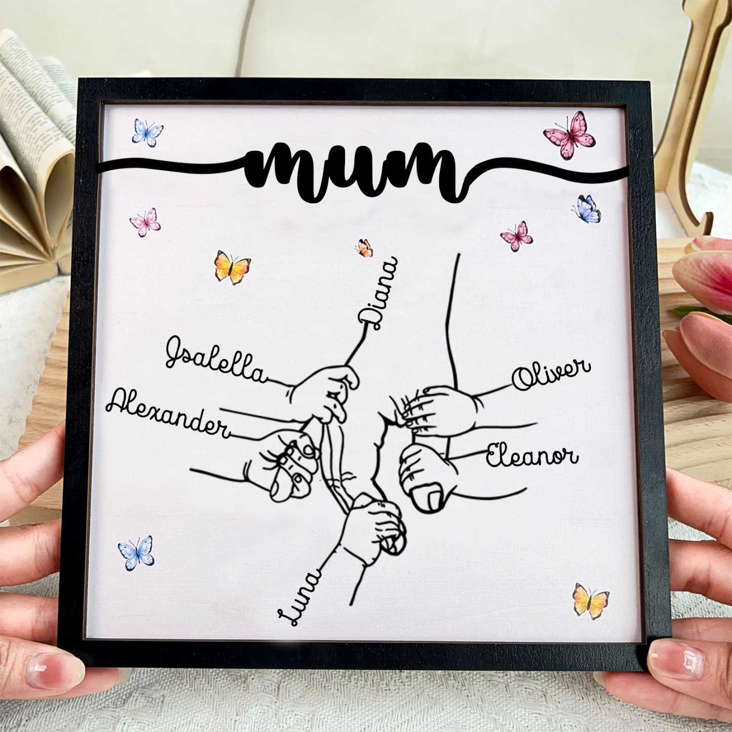 6 Names - Personalised Wooden Plaque Holding Mum's Hand Desktop Decorations Wooden Sign With Stand-Jessemade AU