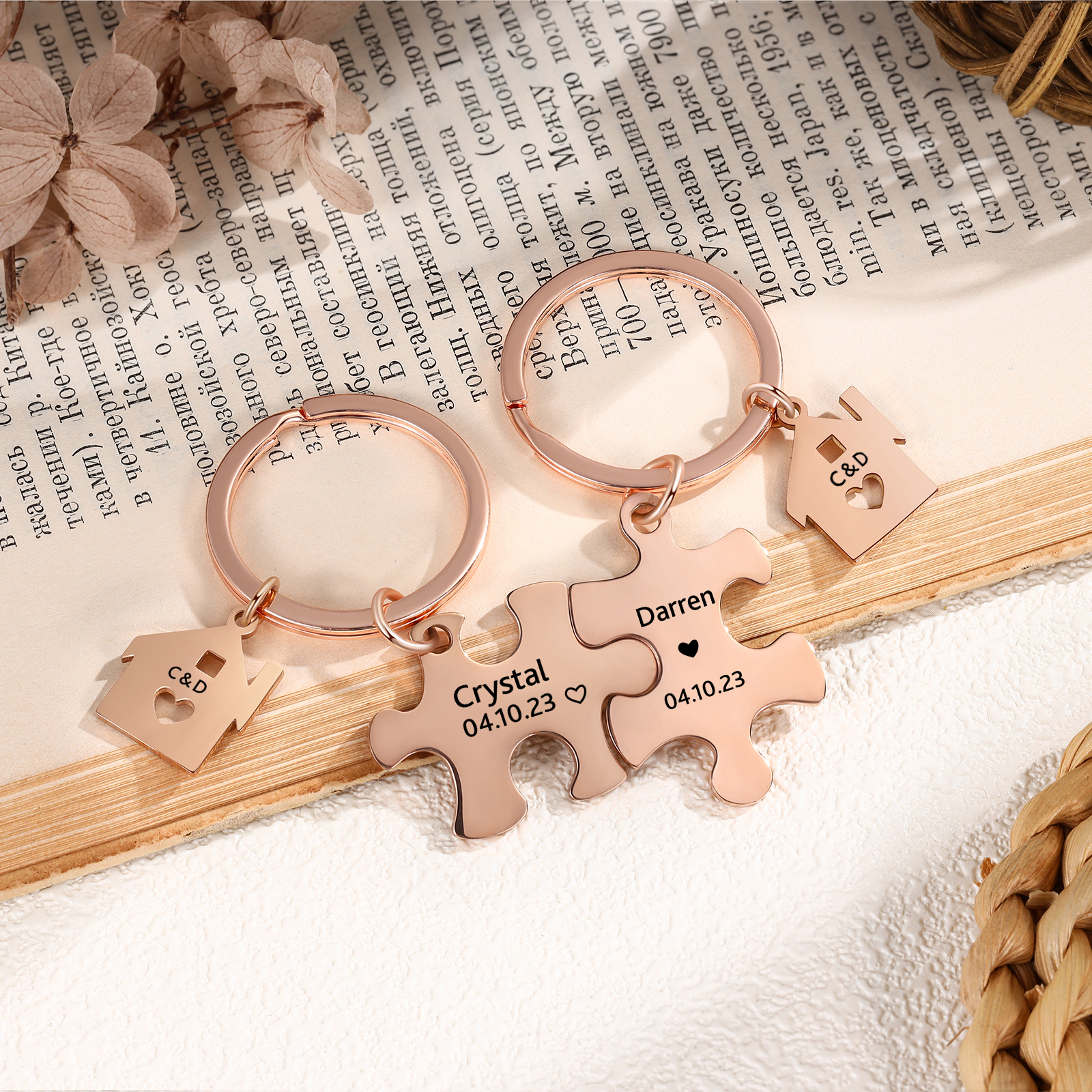 2 PCS Couple Keychain Set Custom 2 Names & 2 Letters & Date Keyring Puzzle Keychain Valentine's Day Personalised Gift for Him/Her-Jessemade AU