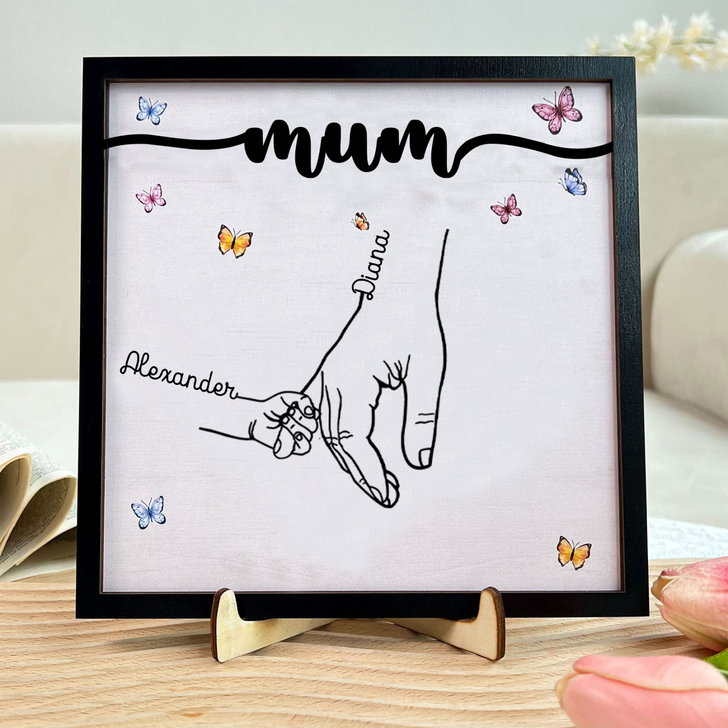 2 Names - Personalised Wooden Plaque Holding Mum's Hand Desktop Decorations Wooden Sign With Stand-Jessemade AU