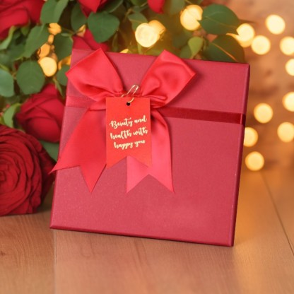 Exquisite Gift Box Red Square Gift Packaging