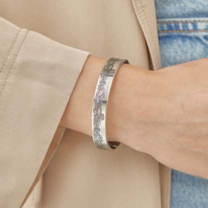 To My Soul Sister, You are my shining star, lighting the way and sparkling even in the darkest times, Cuff Bangle Bracelet Gifts For Her-Jessemade AU