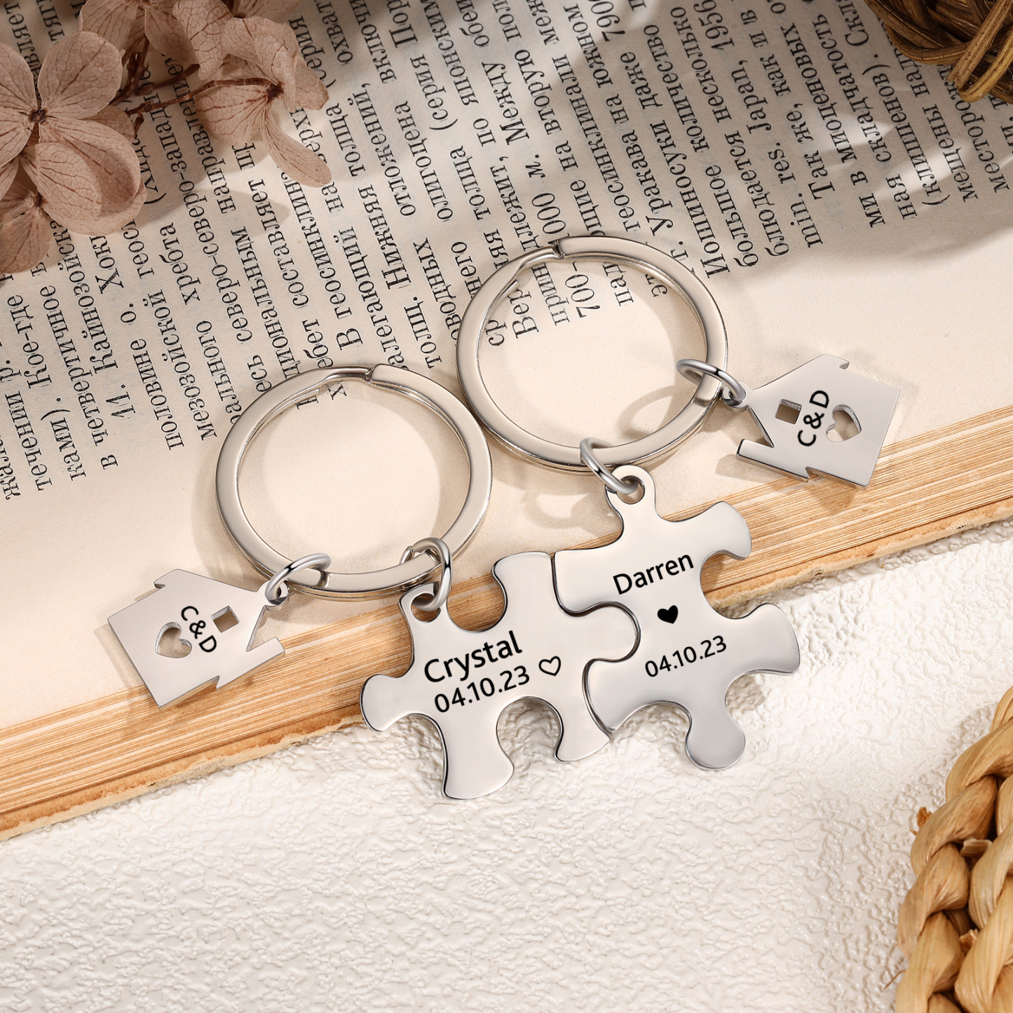 2 PCS Couple Keychain Set Custom 2 Names & 2 Letters & Date Keyring Puzzle Keychain Valentine's Day Personalised Gift for Him/Her-Jessemade AU