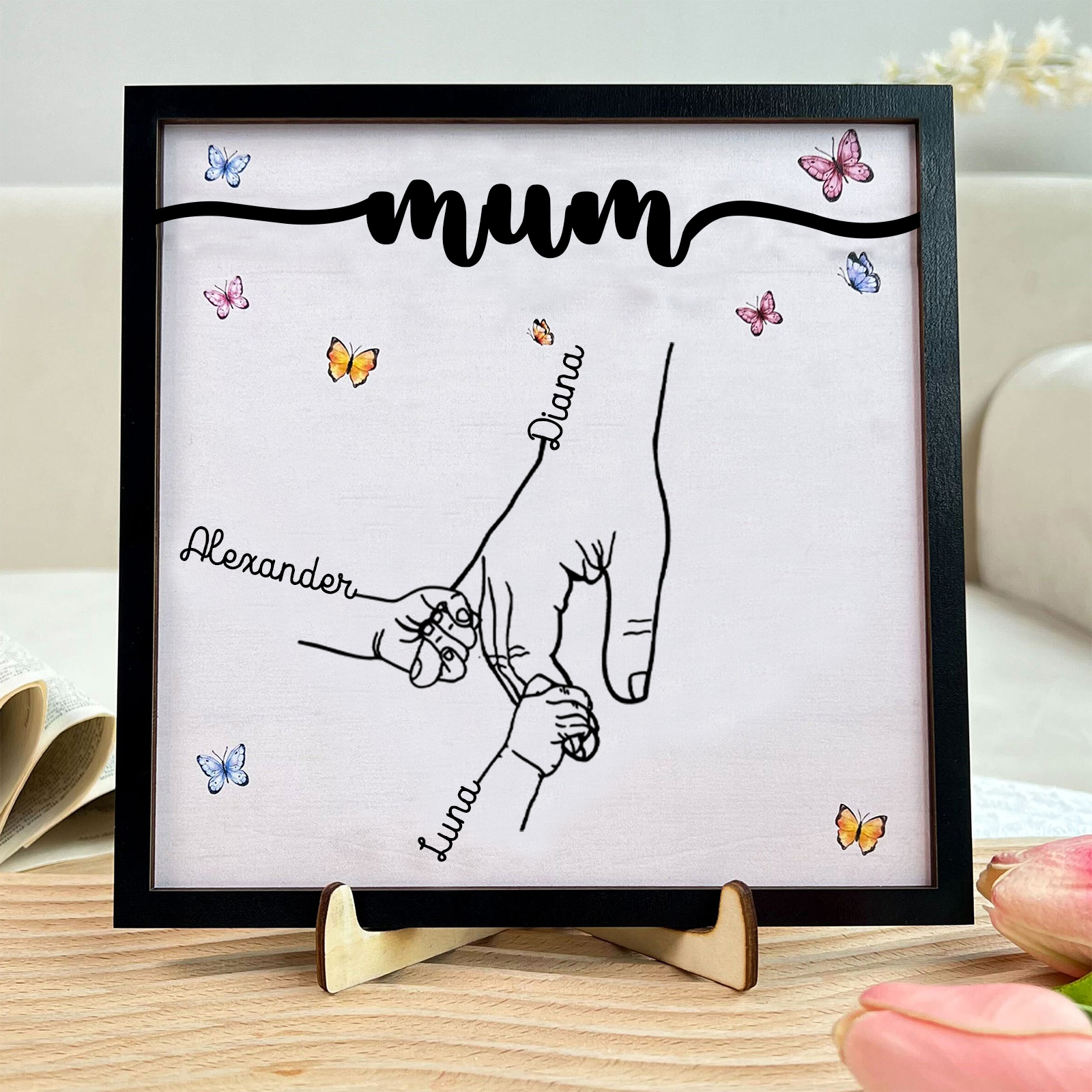 3 Names - Personalised Wooden Plaque Holding Mum's Hand Desktop Decorations Wooden Sign With Stand-Jessemade AU