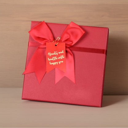Exquisite Gift Box Red Square Gift Packaging