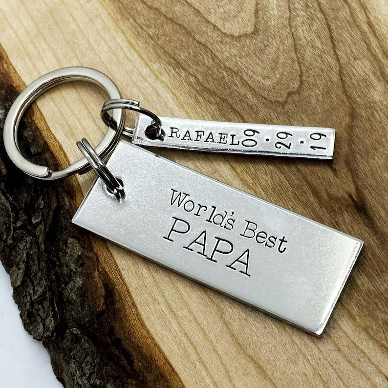 Personalised PAPA Keychain Custom 4 Names Family Keyring for Him