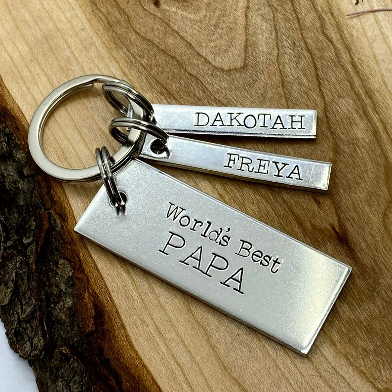 Personalised PAPA Keychain Custom 4 Names Family Keyring for Him
