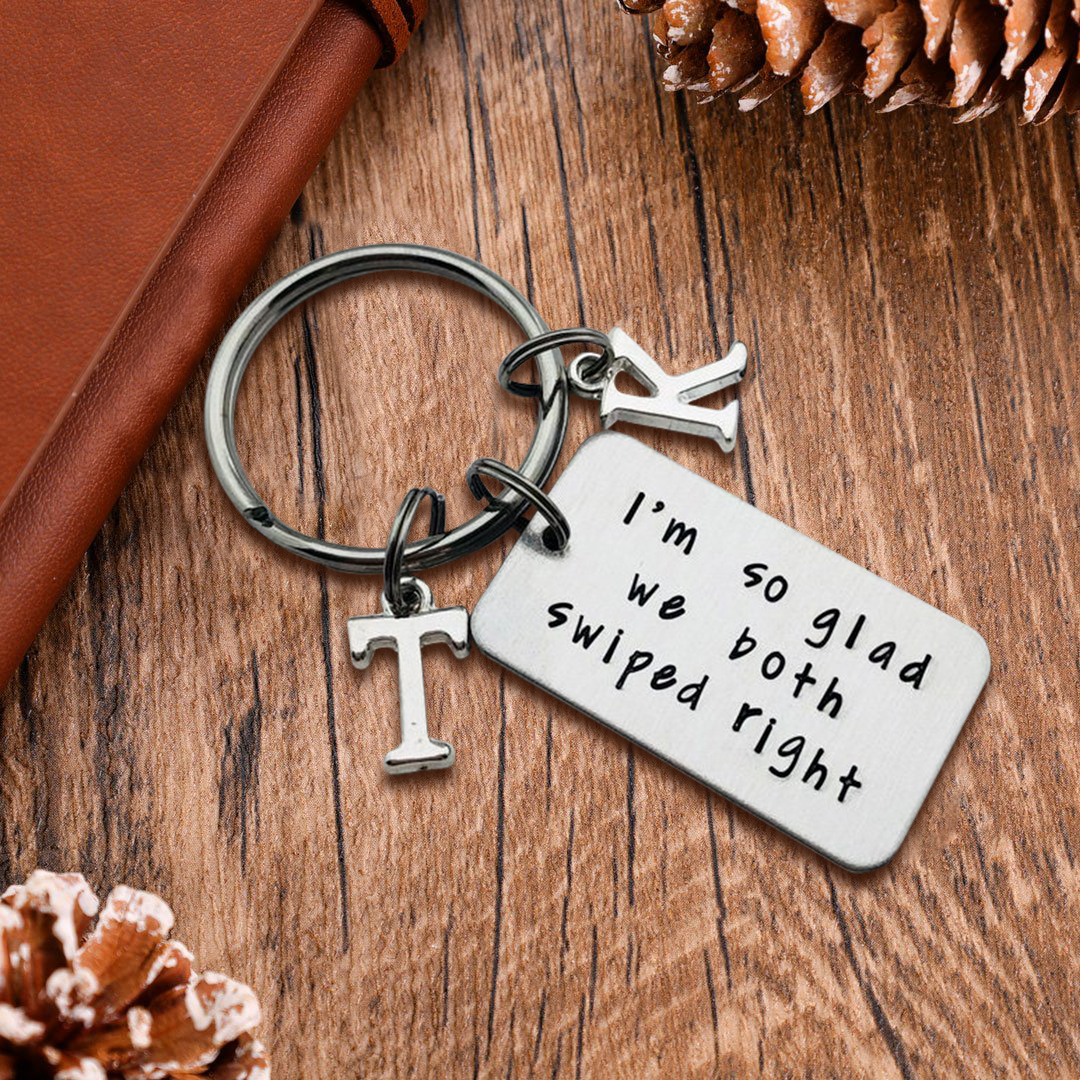 I'm so glad we both swiped right, Valentines Day Gifts Personalised Keychain For  Him or Her-Jessemade AU