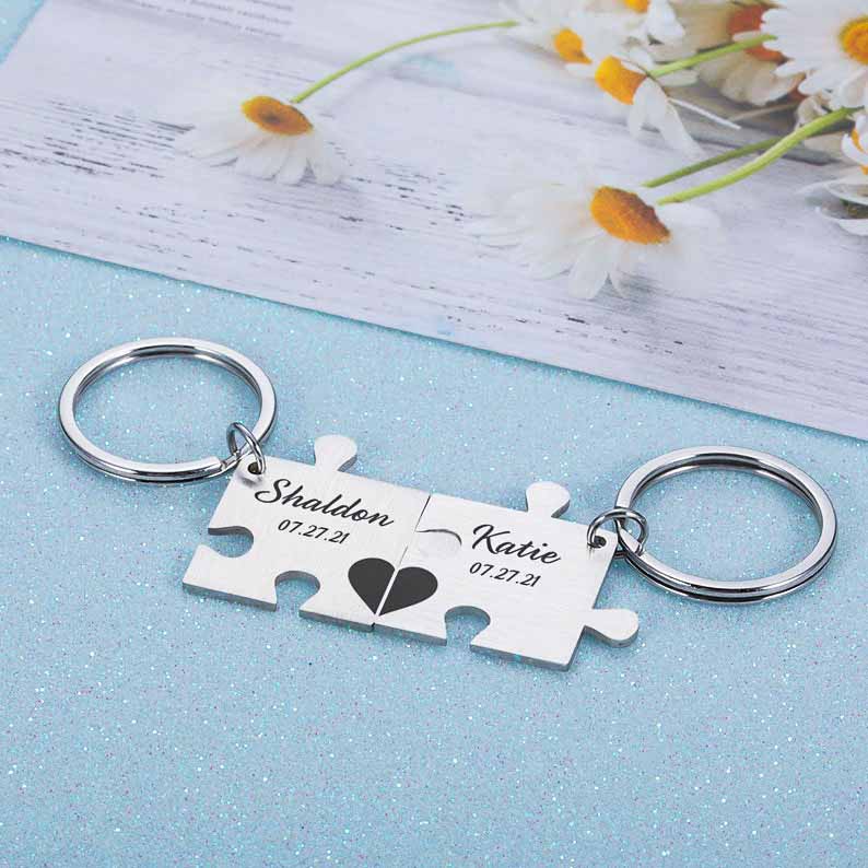 Puzzle Keychain Set Personalised 2 Names & Date Interlocking Keychain for Couple-Jessemade AU