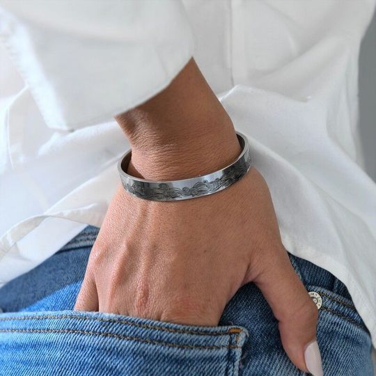 Not sisters by blood but sisters by heart, Cuff Bangle Bracelet Gifts For Her-Jessemade AU