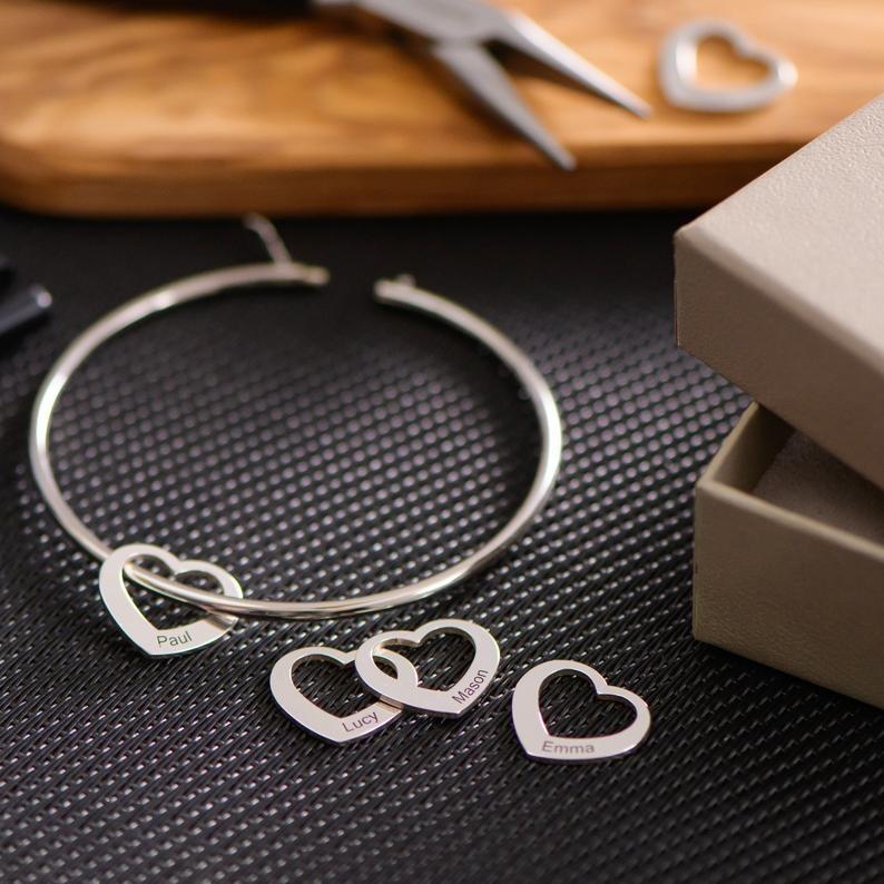 Women Bangle Bracelet with 3 Heart Pendant Engraved 3 Names Love Bracelet-Jessemade AU