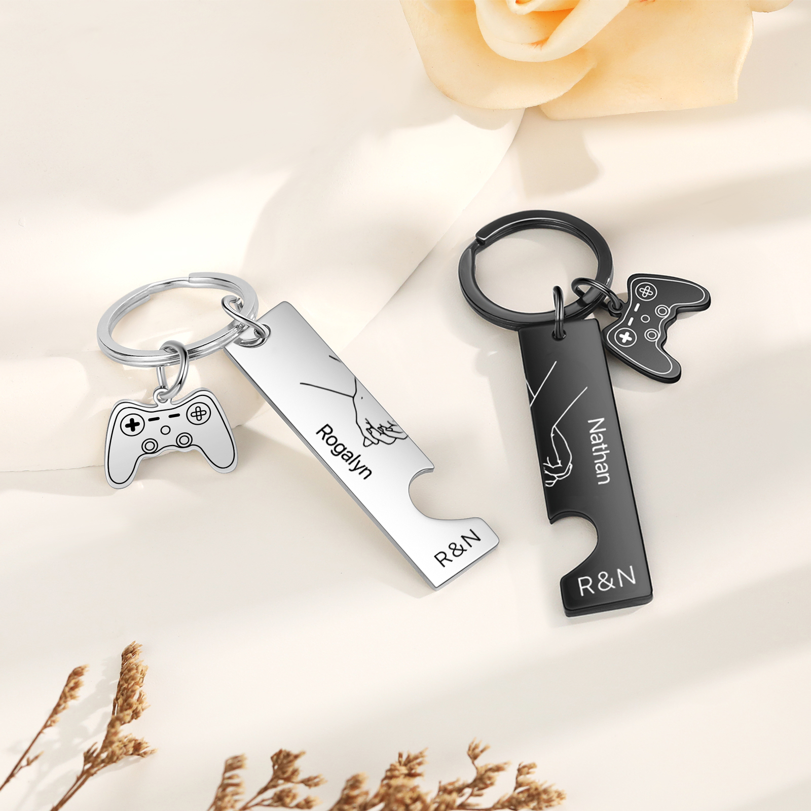 Personalised Couple Keychain Hand in Hand Custom 2 Names & 2 Letters Keyring Game Console Valentine's Day Gift for Him/Her-Jessemade AU