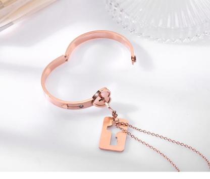 Key to My Heart Couple Key Necklace and Love Lock Bracelet Set-Jessemade AU