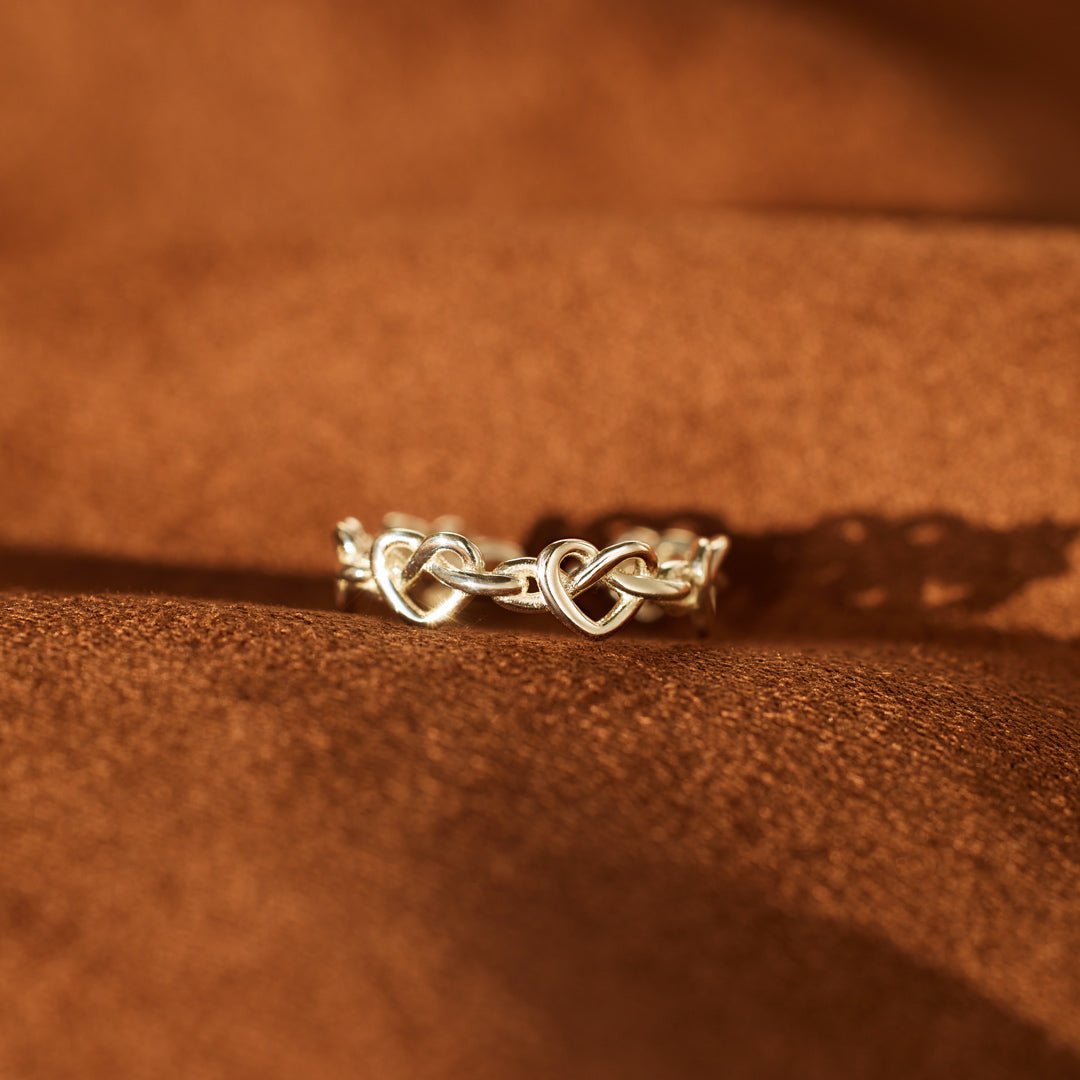 To my daughter, This ring stands for our family, Infinity Heart Knot Ring With Card, Gifts For Her-Jessemade AU