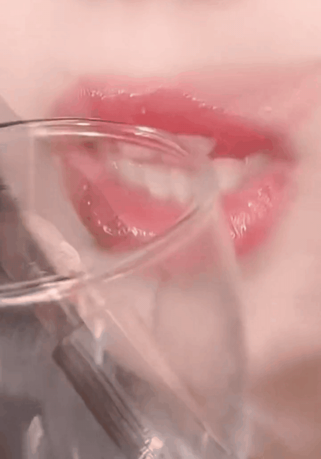 13d45fdc-a803-4a18-a740-25dd994d3710.gif