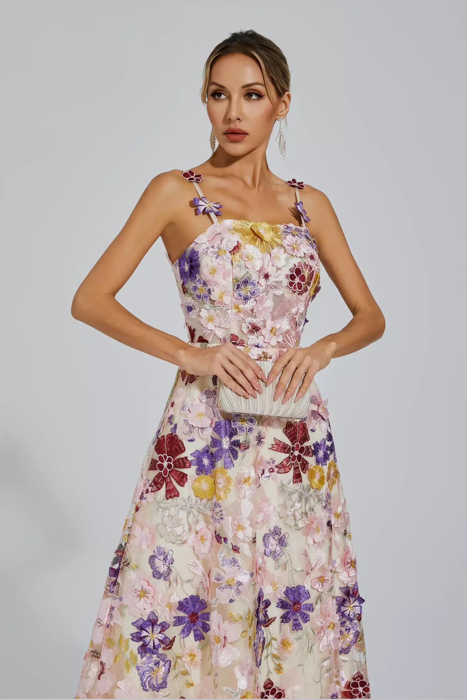 Ternence White Flower Embroidery Maxi Dress