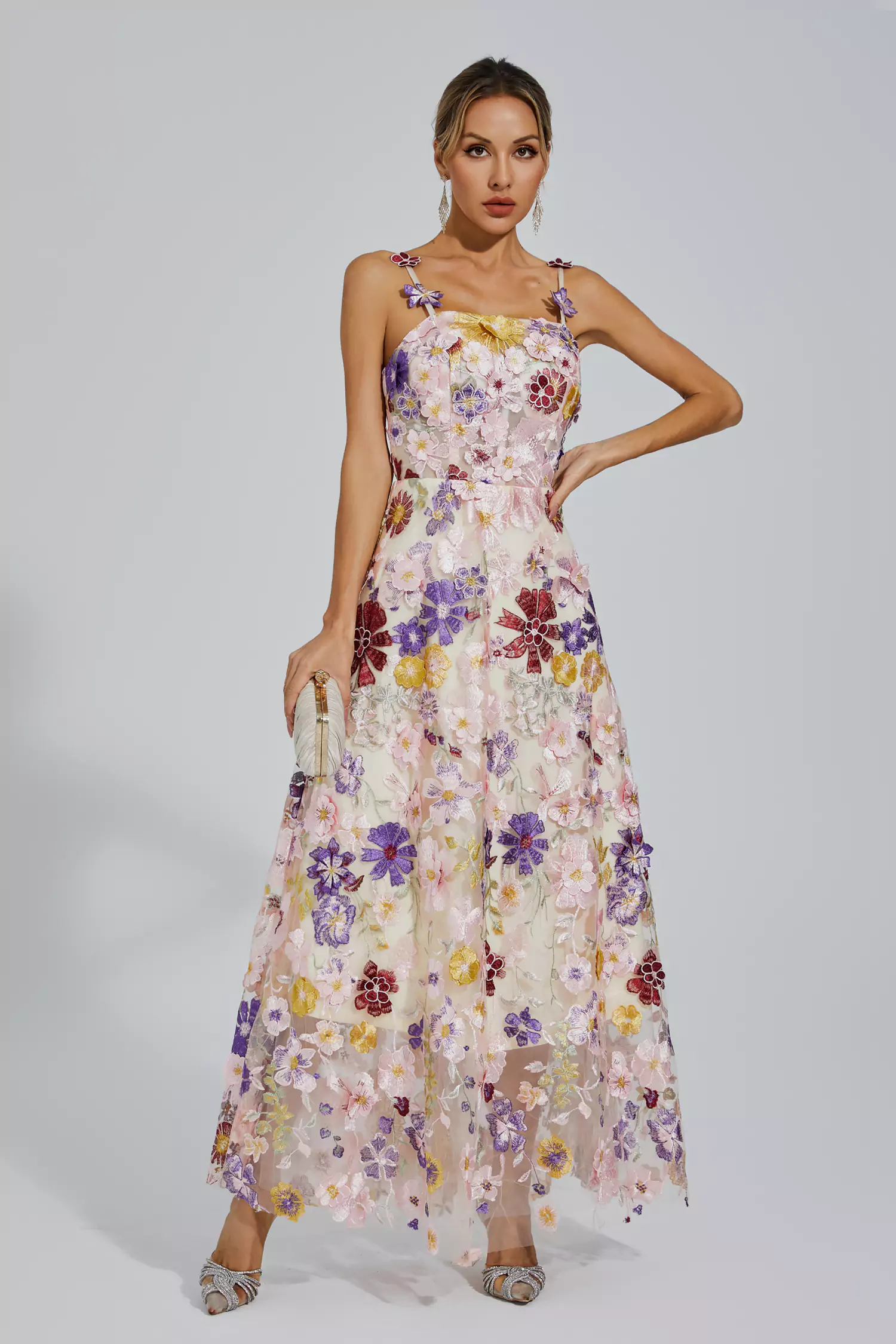 Ternence White Flower Embroidery Maxi Dress