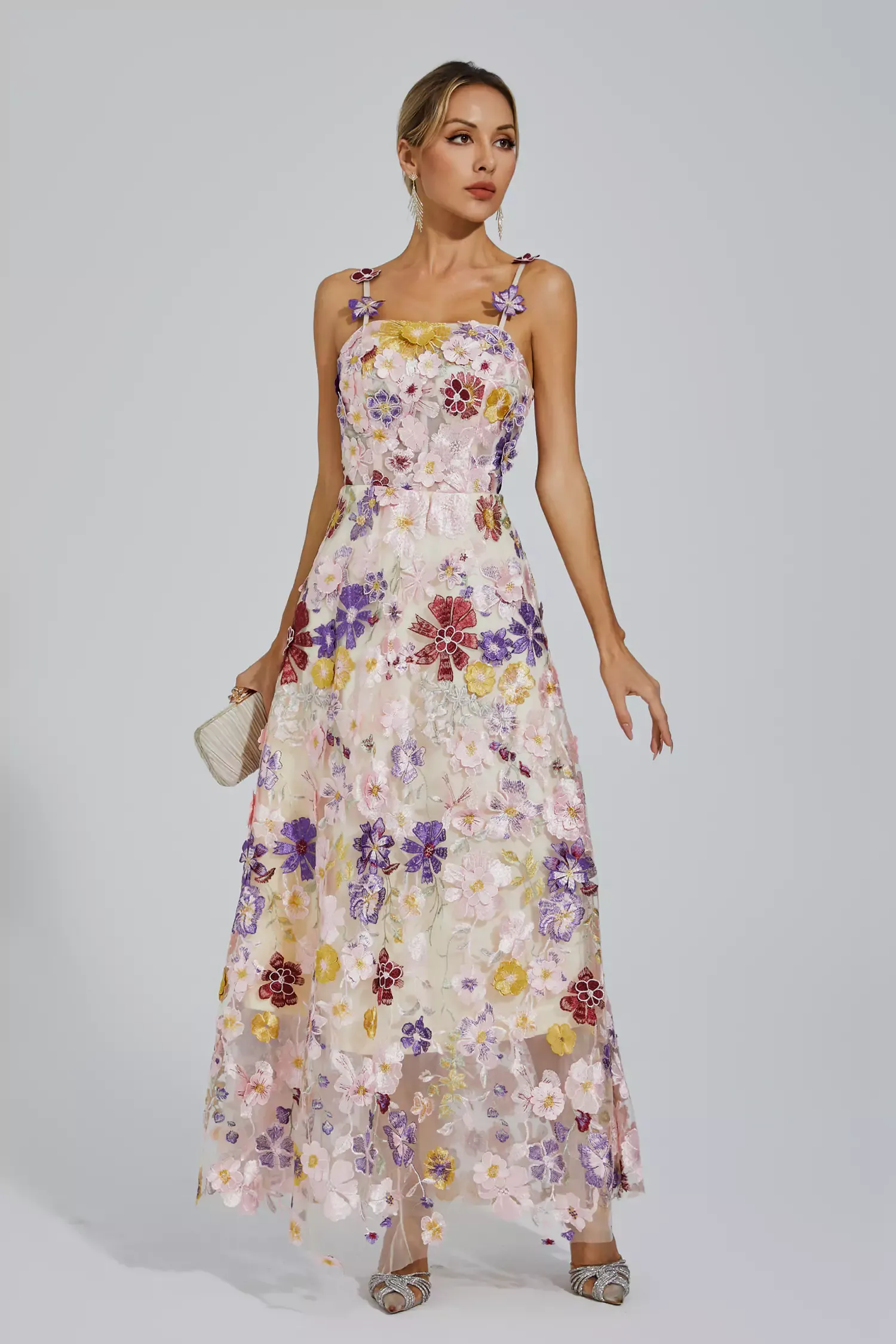 Ternence White Flower Embroidery Maxi Dress