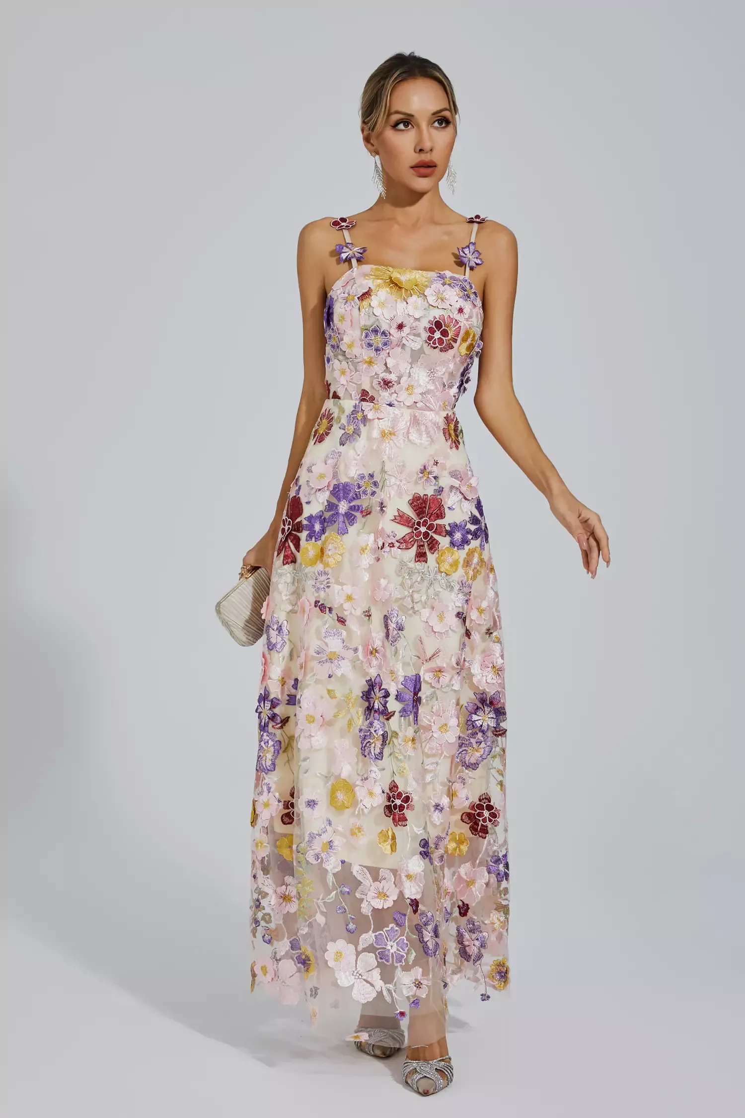 Ternence White Flower Embroidery Maxi Dress