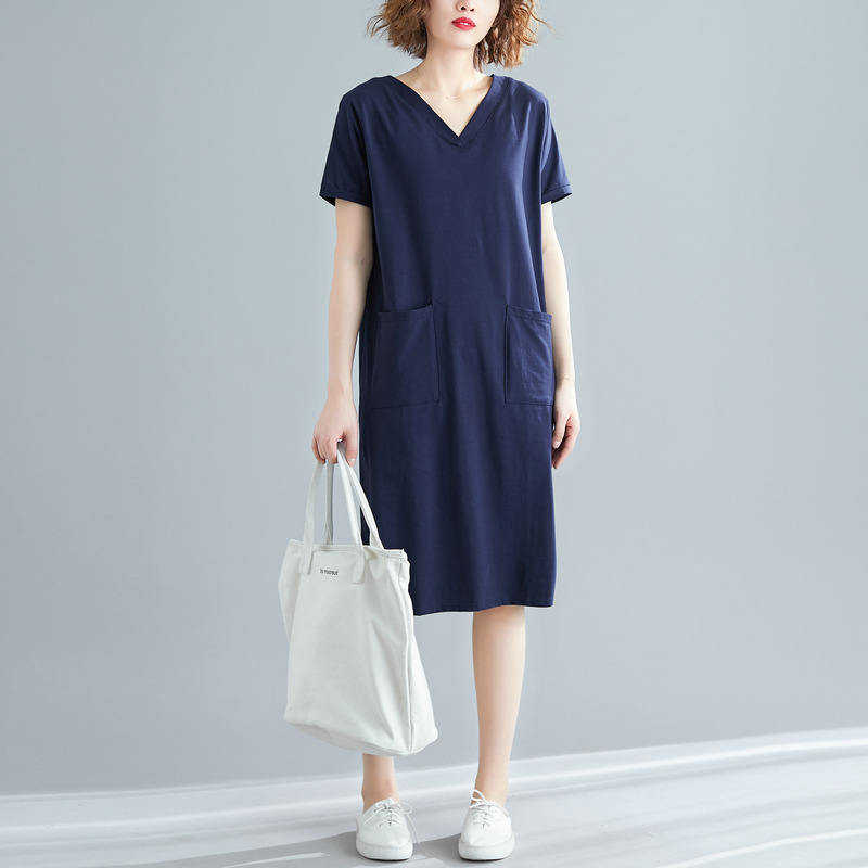 大尺碼女裝夏季寬鬆韓版中長款T恤裙子大尺碼純色V領顯瘦短袖洋裝